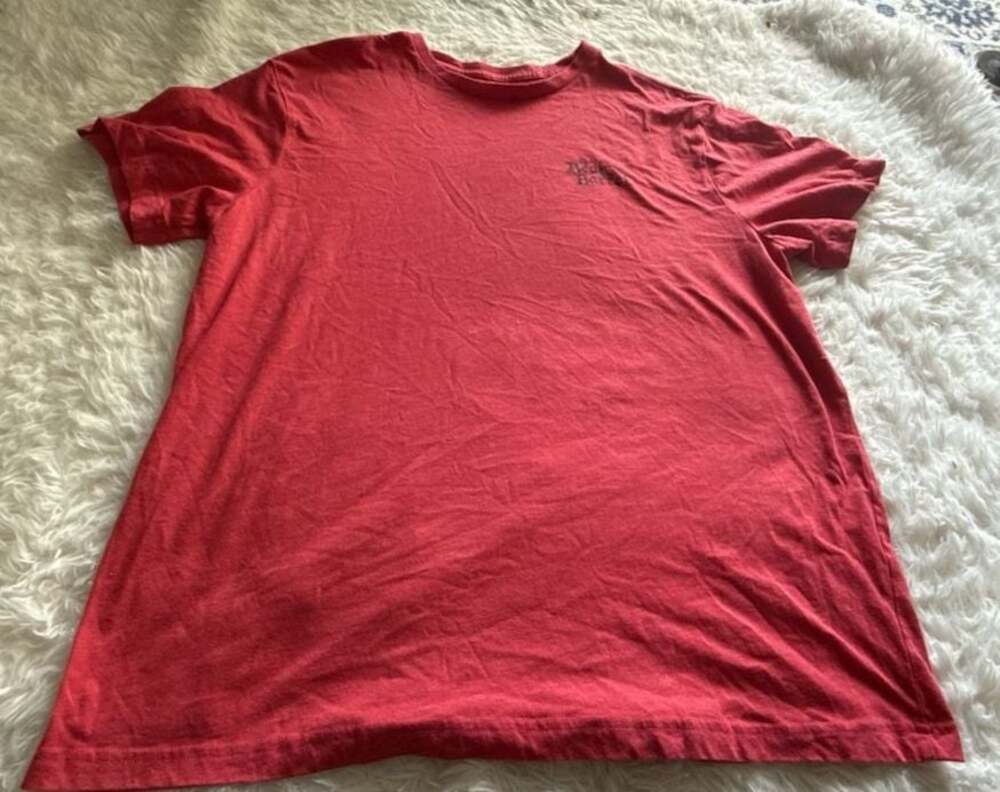 Disney The Beak and Barrel Graphic T-Shirt Red XL